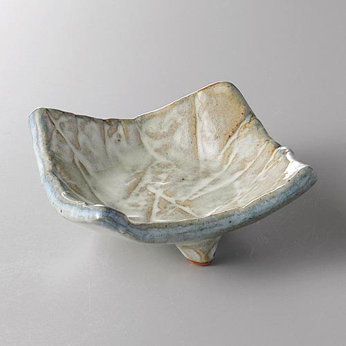 【みやび街道5-175】うのふ三つ足珍味皿（手） (本商品の販売を終了致しました)