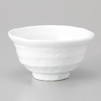 【みやび街道4-572】白磁ろくべ型茶碗（小）