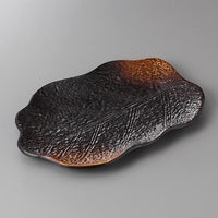 【みやび街道4-240】焼締め木の葉型9．0寸長角皿