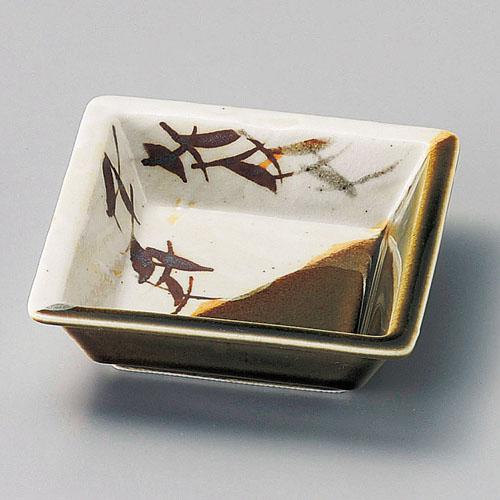 【ときわ28集-101】 織部芦角鉢(本商品の販売を終了致しました)