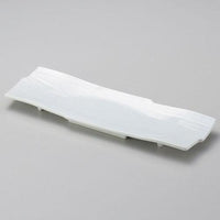 【ときわ28集-158】 青白磁木目尺三長皿(本商品の販売を終了致しました)