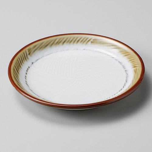 【ときわ28集-215】 乳白１５.５㎝丸皿