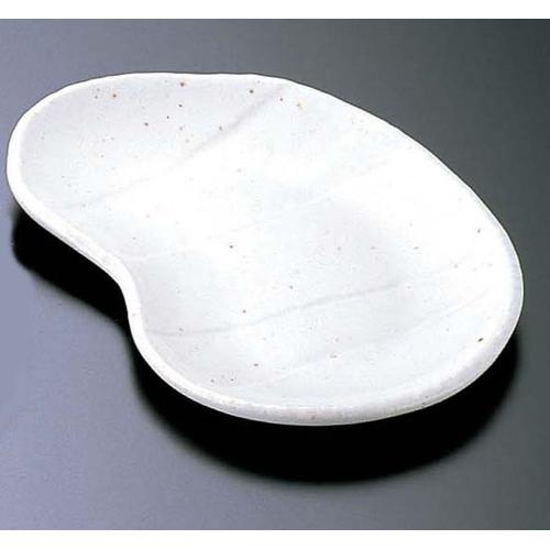 白釉そら豆型取皿 Ｔ03－124  9-2370-2101 (本商品の販売を終了致しました)